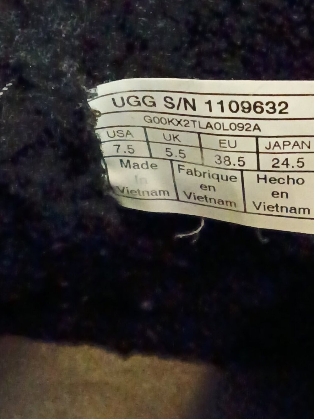 UGG Priya Plush Black Suede Ankle Sneaker Boots Women's Size 7.5 - Picture 7 of 8